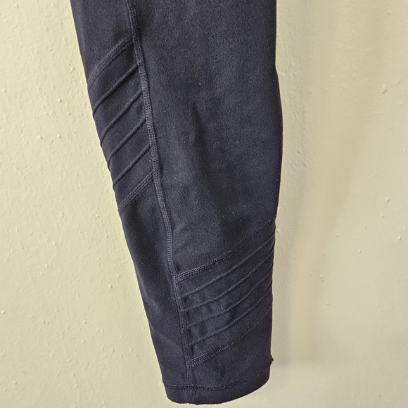 Athleta Black Leggings Size M Stretch Athletic Pants - Picture 5 of 13